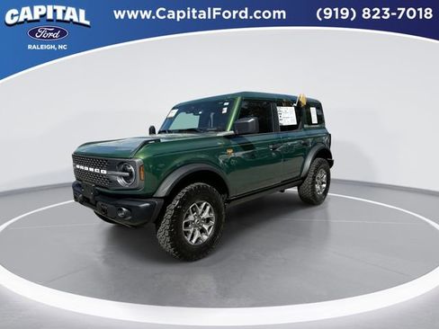 Certified 2025 Ford Bronco Badlands image 4