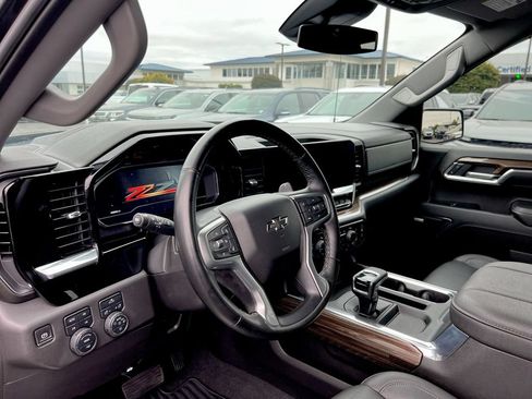 Used 2023 Chevrolet Silverado 1500 RST w/ All Star Edition Plus AWD/4WD image 10