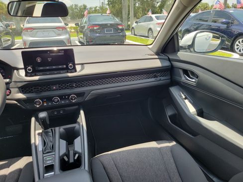 Used 2024 Honda Accord LX image 17