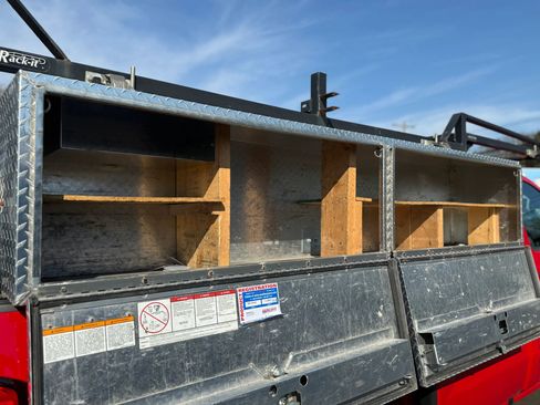 Used 2018 GMC Sierra 2500 2WD Regular Cab image 25