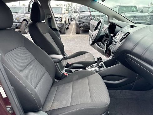 Used 2018 Kia Forte LX w/ LX Rear Camera Package FWD image 21