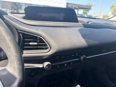 Used 2024 MAZDA CX-30 AWD 2.5 S image 2