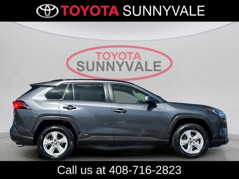 Used 2021 Toyota RAV4 XLE w/ Convenience Package AWD/4WD image 10