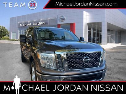 Used 2018 Nissan Titan SV w/ SV Convenience Package