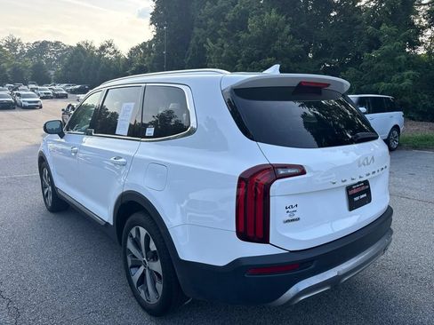 Used 2022 Kia Telluride EX w/ EX Premium Package AWD/4WD image 4