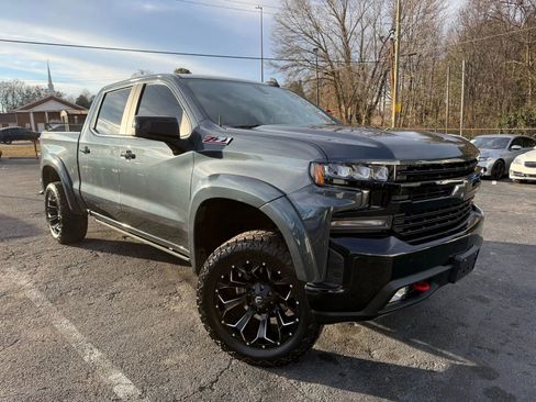 Used 2019 Chevrolet Silverado 1500 LT Trail Boss image 4