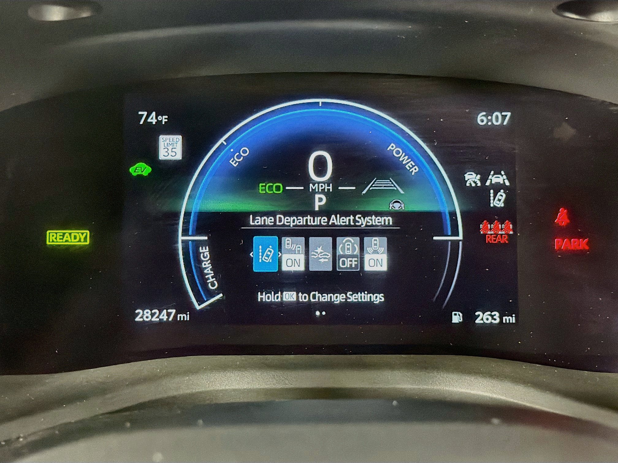 Used 2025 Toyota Camry SE FWD image 19