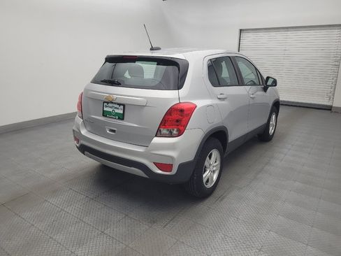 Used 2017 Chevrolet Trax LS AWD/4WD image 9