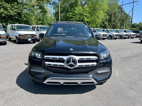 Used 2022 Mercedes-Benz GLS 450 4MATIC image 3