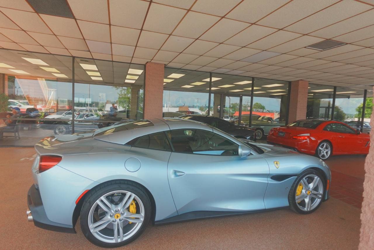 Used 2019 Ferrari Portofino RWD image 41
