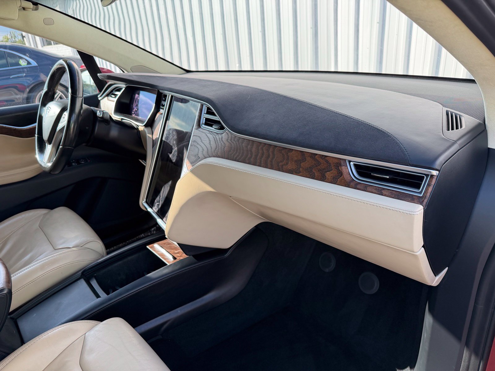 Used 2017 Tesla Model X 75D AWD/4WD image 20