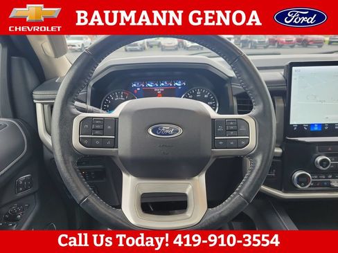 Used 2023 Ford Expedition XLT AWD/4WD image 14