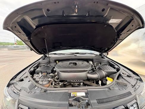 Used 2018 Jeep Grand Cherokee Altitude AWD/4WD image 31