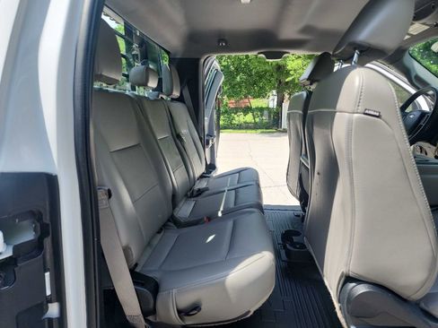 Used 2019 Ford F550 4x4 SuperCab Super Duty image 38