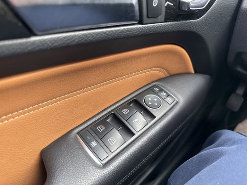 Used 2017 Mercedes-Benz E 400 Coupe image 15