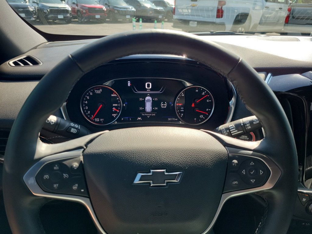 Certified 2023 Chevrolet Traverse Premier w/ Redline Edition FWD image 11