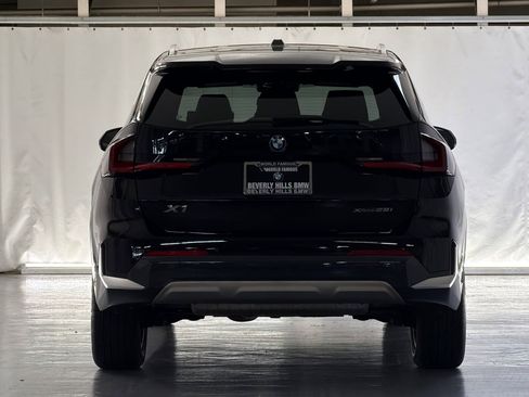 Used 2025 BMW X1 xDrive28i w/ Convenience Package image 10