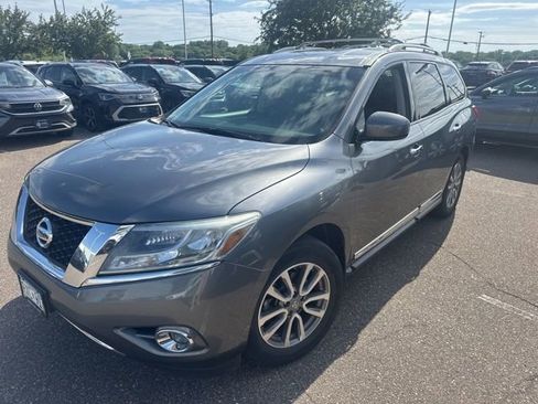 Used 2015 Nissan Pathfinder SL w/ Trailer Tow Package AWD/4WD image 7