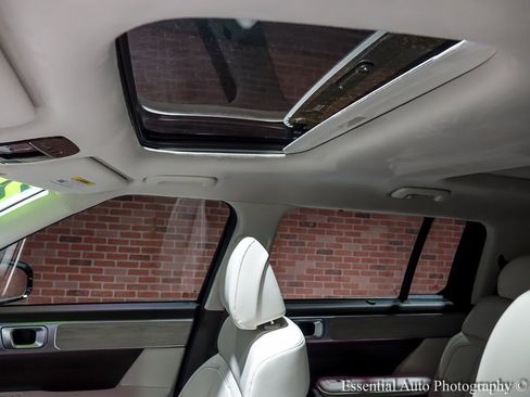 Used 2025 Hyundai Santa Fe Calligraphy image 15