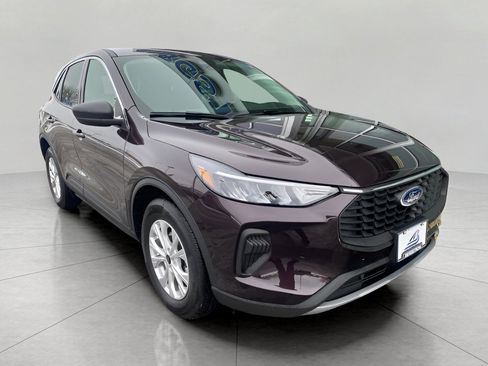 Certified 2023 Ford Escape Active image 1