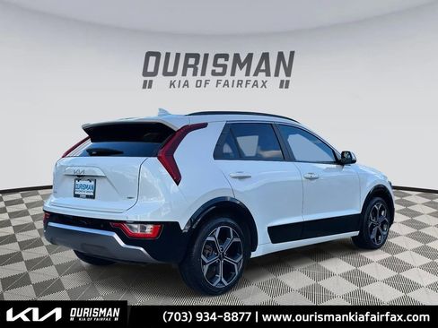 Used 2023 Kia Niro EX Touring image 28