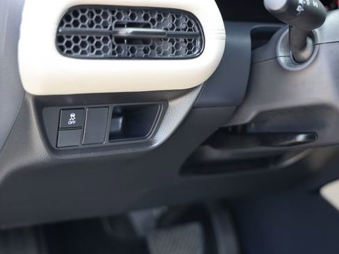 Certified 2024 Honda HR-V LX image 23