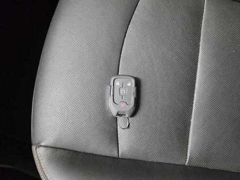 Used 2019 GMC Terrain SLT image 32