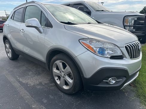 Used 2015 Buick Encore Convenience FWD image 2