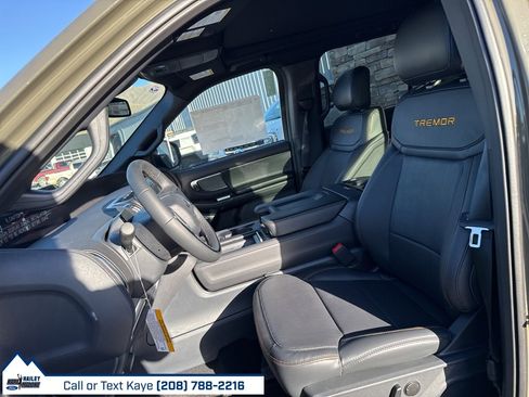 New 2025 Ford Expedition Tremor image 27