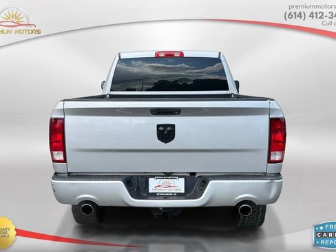 Used 2018 RAM 1500 Express w/ Express Value Package AWD/4WD image 4