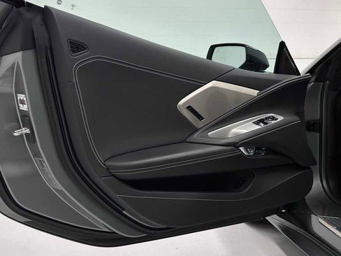 Used 2023 Chevrolet Corvette Stingray Preferred Cpe w/ Z51 Performance Package image 17
