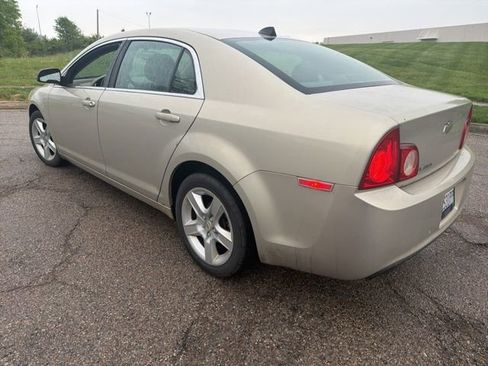 Used 2012 Chevrolet Malibu LS FWD image 3