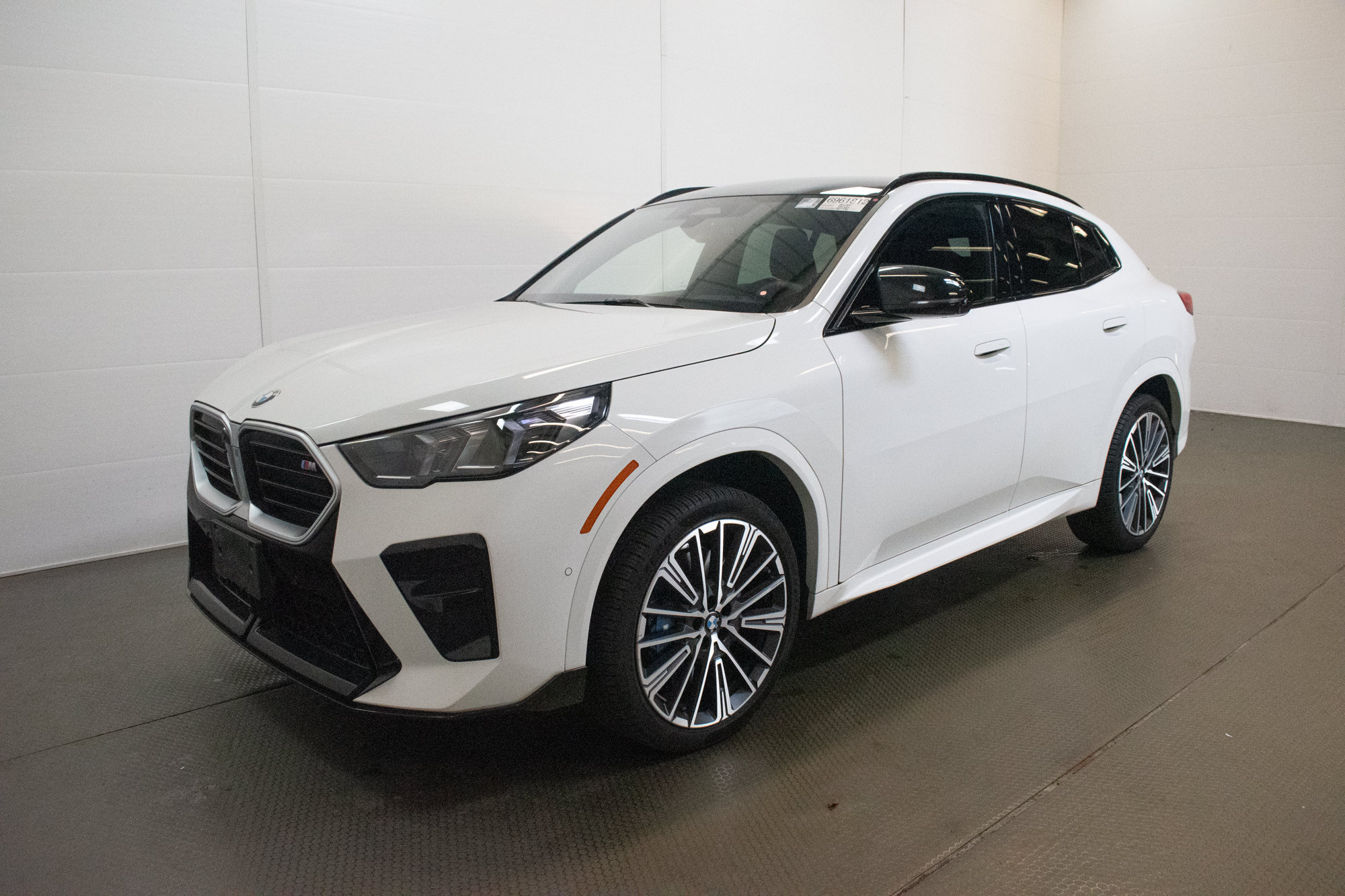 Used 2026 BMW X2 M35i w/ Technology Package AWD/4WD image 8