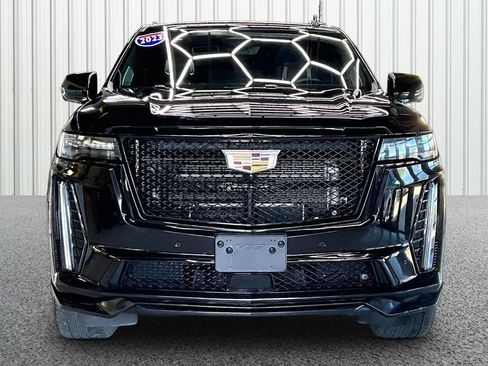 Used 2023 Cadillac Escalade ESV V AWD/4WD image 2
