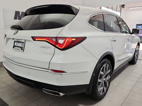 Certified 2023 Acura MDX FWD w/ Technology Package image 4