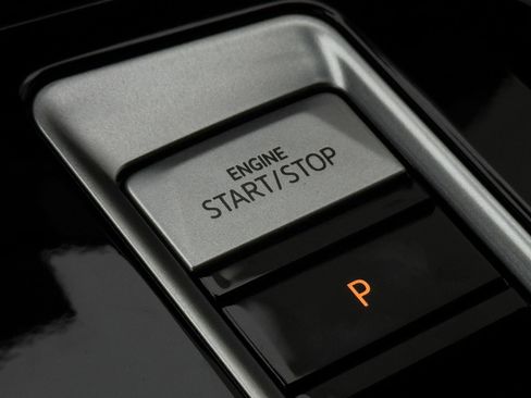 New 2026 Volkswagen Atlas Cross Sport SE image 20