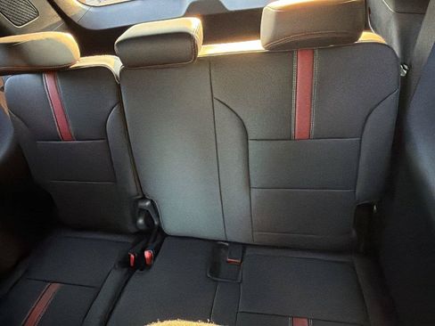 New 2027 Chevrolet Traverse RS w/ LPO, Floor Liner Package FWD image 19