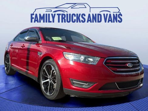 Used 2015 Ford Taurus Limited w/ Equipment Group 301A image 7