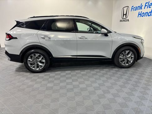 Used 2025 Kia Sportage SX FWD image 6