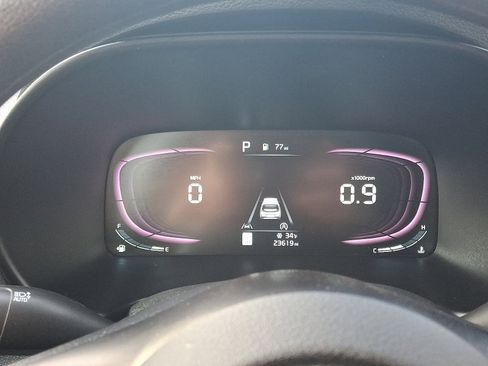 Used 2023 Kia Soul LX w/ LX Technology Package image 19