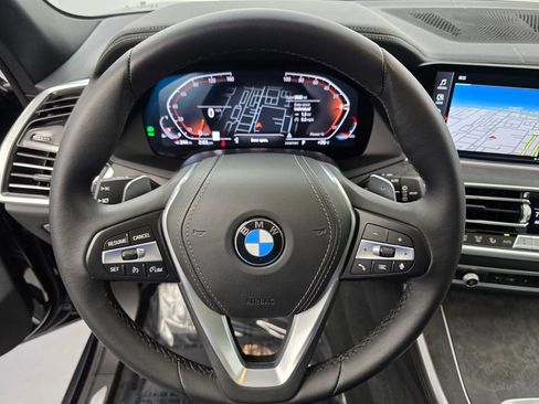 Used 2023 BMW X5 sDrive40i w/ Premium Package image 18