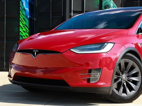 Used 2018 Tesla Model X 100D AWD/4WD image 36