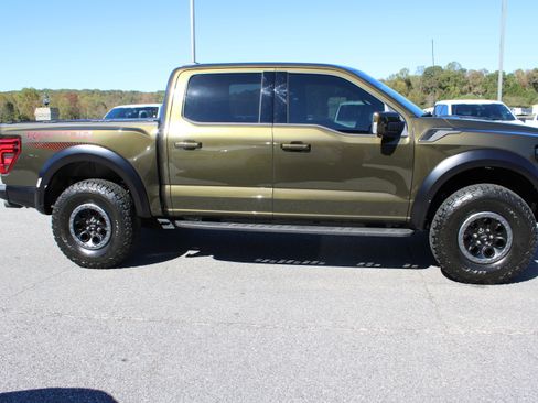 Used 2025 Ford F150 Raptor image 5