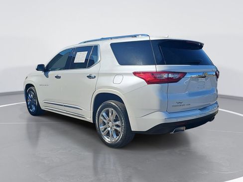 Certified 2020 Chevrolet Traverse High Country w/ LPO, Floor Liner Package AWD/4WD image 6