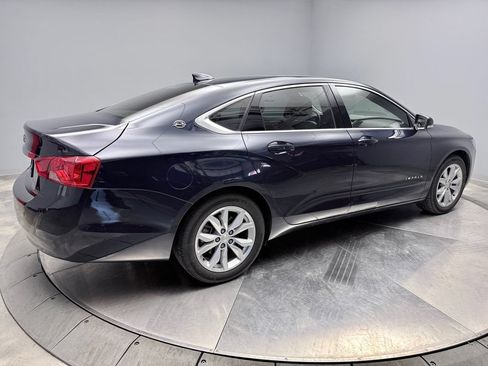 Used 2017 Chevrolet Impala LT w/ Leather Package FWD image 5