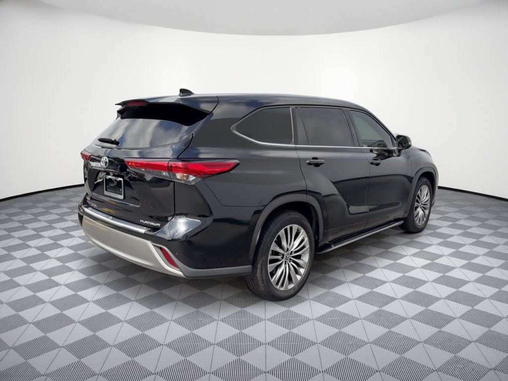 Certified 2021 Toyota Highlander Platinum FWD image 9