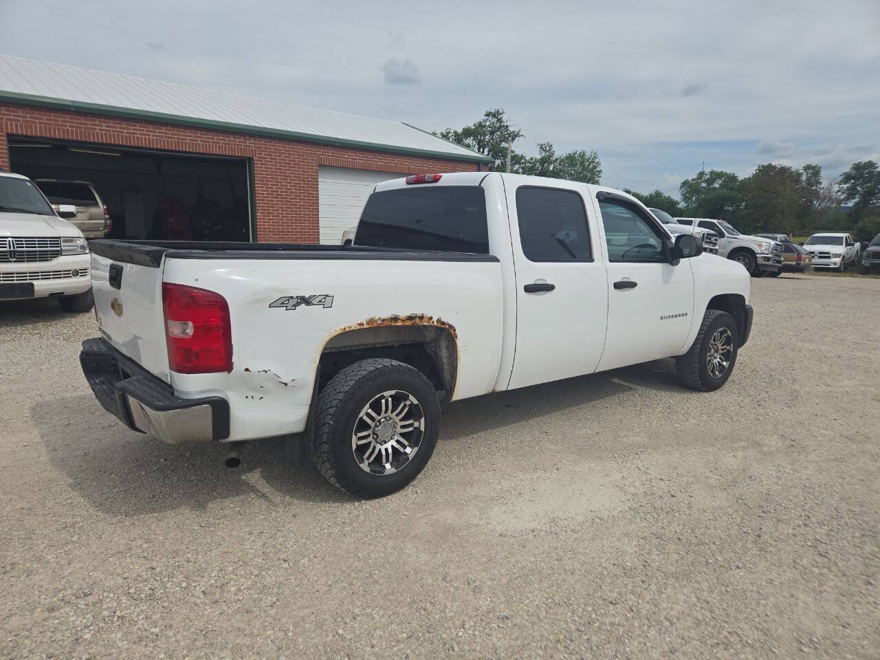Used 2013 Chevrolet Silverado 1500 W/T AWD/4WD image 3