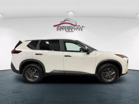 Used 2023 Nissan Rogue S FWD image 17