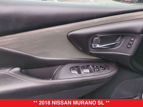 Used 2018 Nissan Murano SL w/ Moonroof Package image 11