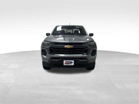 New 2026 Chevrolet Colorado LT w/ LT Convenience Package AWD/4WD image 2